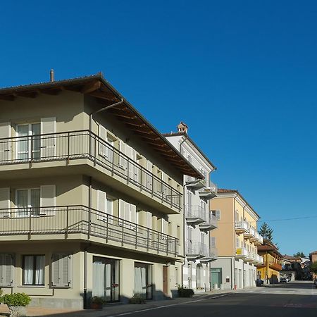 Appartamenti Rocca - Cav La Casa Di Rosa Monforte dʼAlba Buitenkant foto